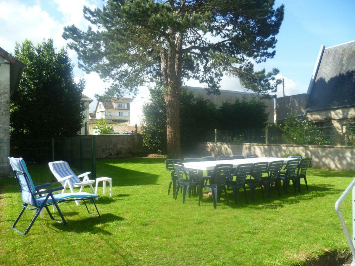 Gite "Les Pieds Dans Le Sable" Vila Grandcamp-Maisy Exterior foto